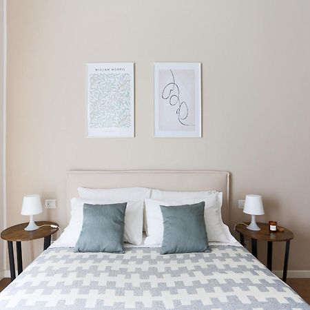 The Best Rent - One-Bedroom Apartment In Moscova Milan Bagian luar foto