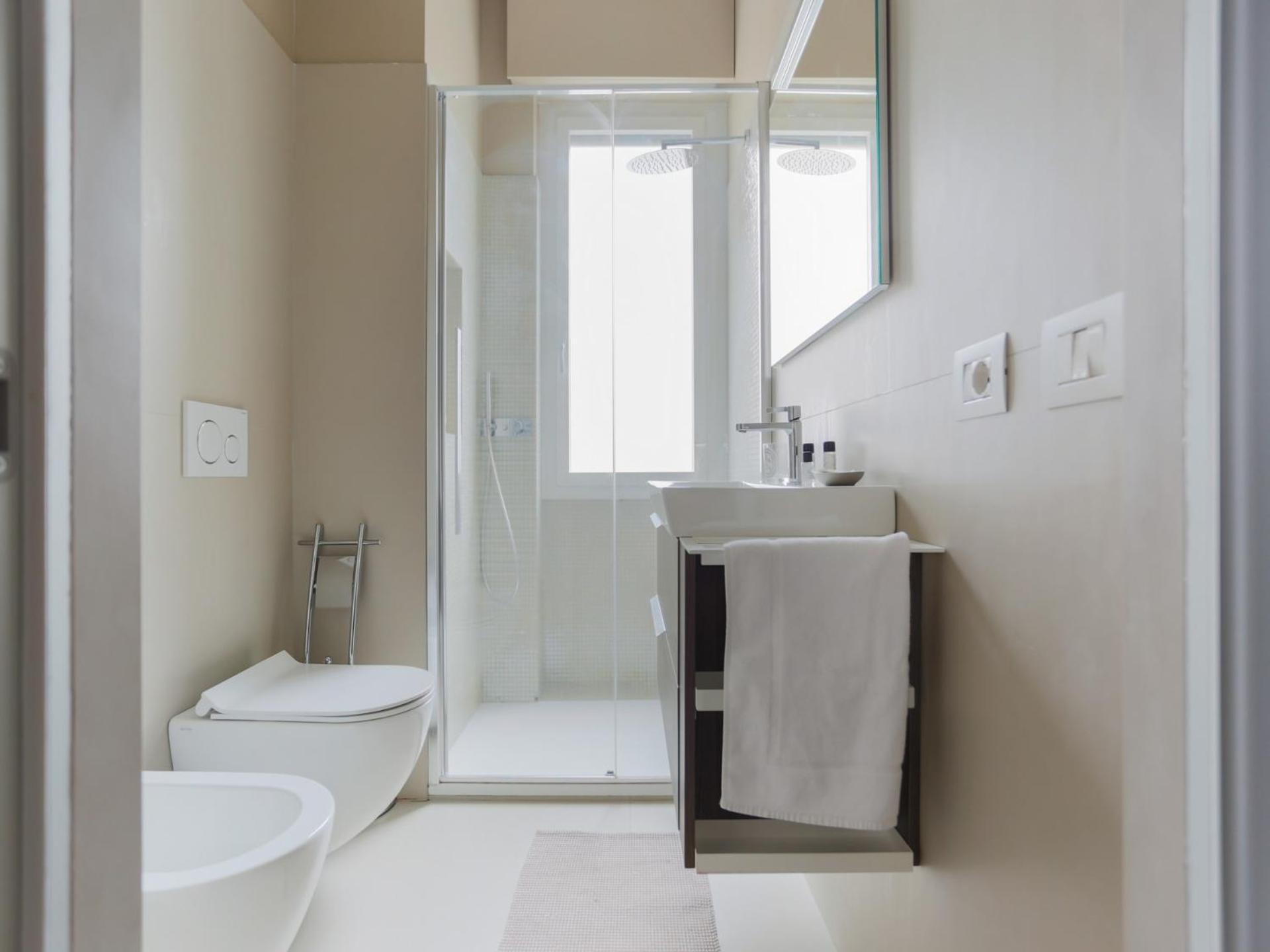 The Best Rent - One-Bedroom Apartment In Moscova Milan Bagian luar foto