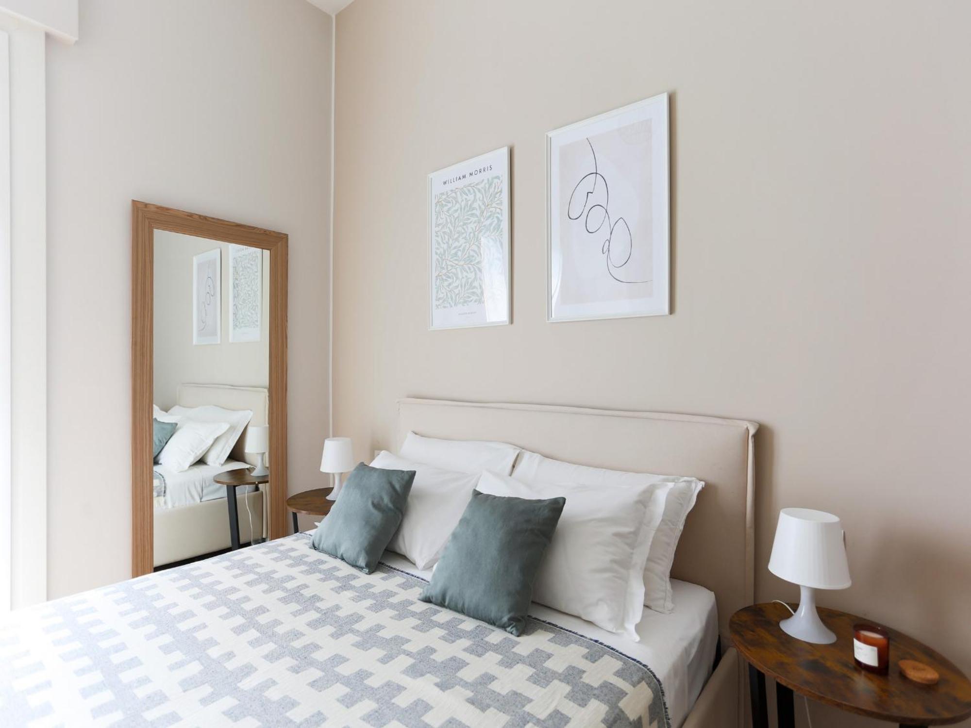 The Best Rent - One-Bedroom Apartment In Moscova Milan Bagian luar foto